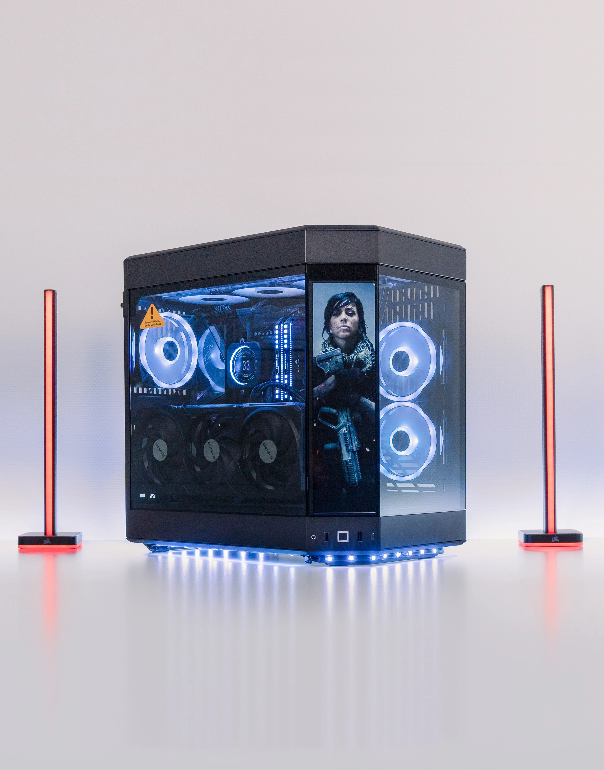 Hyte Y60 Black LCD MOD